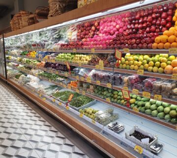 Hypermarket fruits & Veg Display